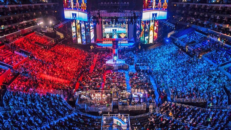 Esports چیست | صفر تا صد ورزش های الکترونیک را بشناسید Public